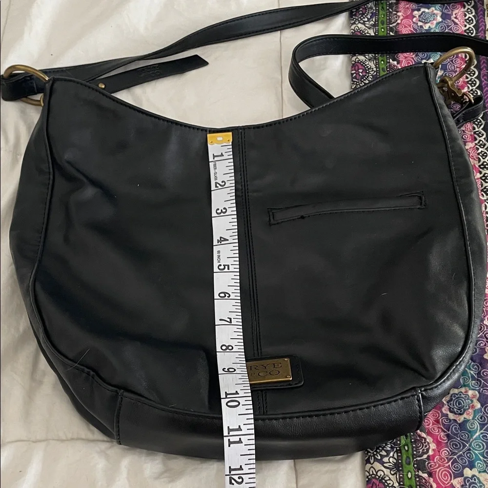 FRYE AND CO. Black Leather Hobo Bag with Front Pocket